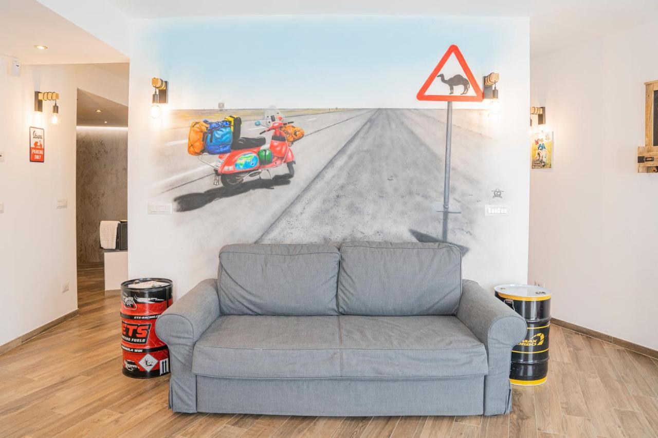 Vespa Apartments 모네글리아 외부 사진